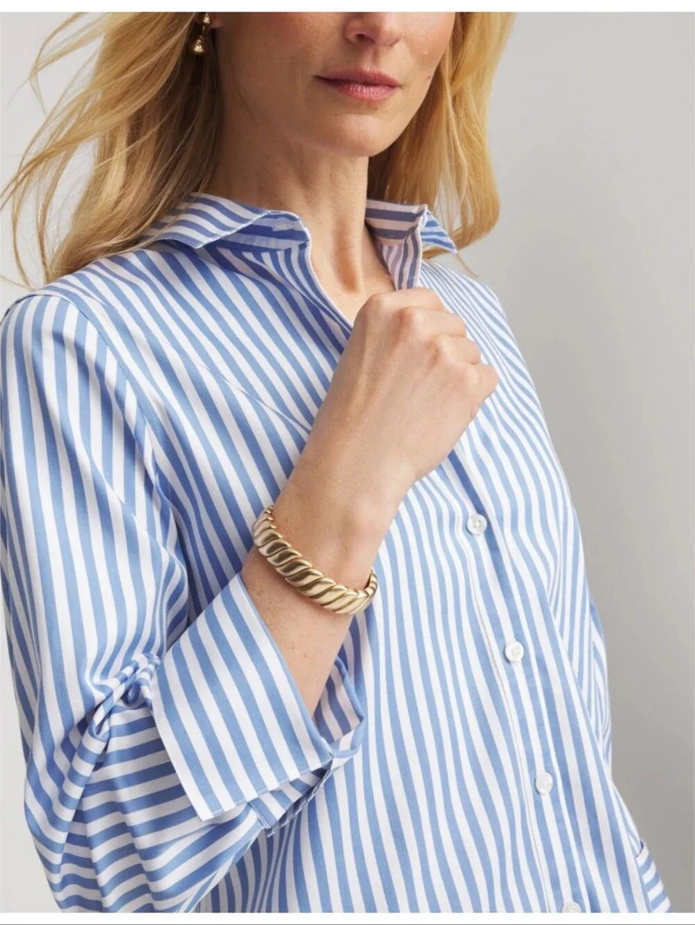 Chico's No Iron Stretch Striped Shirt Light Blue & White Size 2= 12/14 - Picture 3 of 16